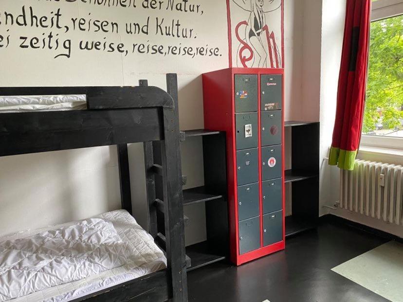 Instantsleep Backpackerhostel St Pauli Hamburg Zewnętrze zdjęcie