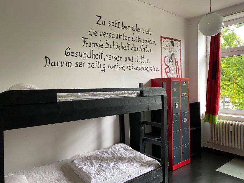 Instantsleep Backpackerhostel St Pauli Hamburg Zewnętrze zdjęcie